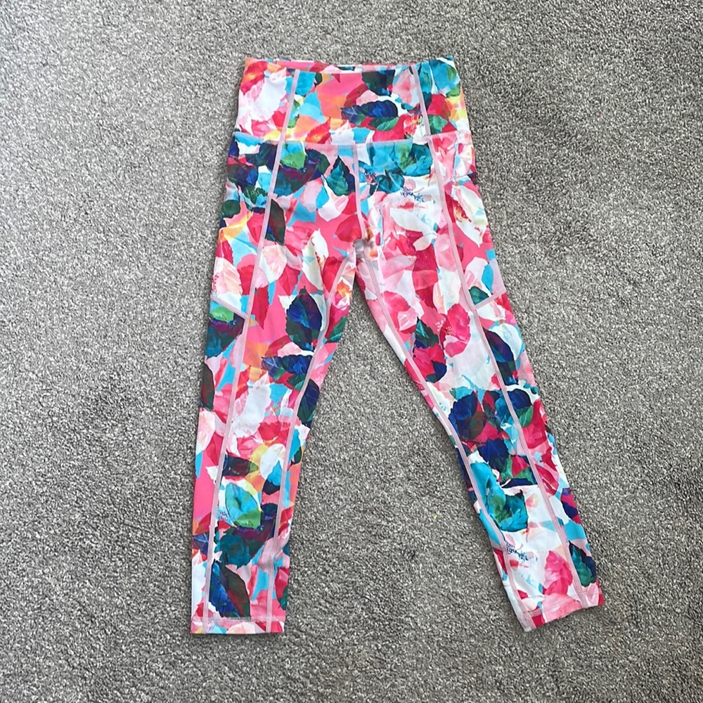 Floral Zyia Active capri leggings